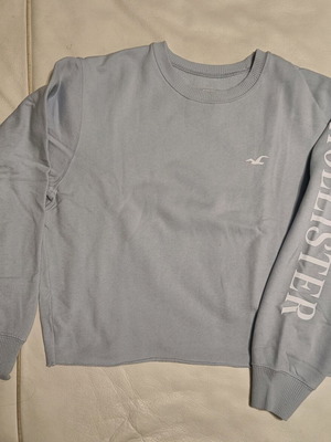 Hollister women's sweatshirt S like new, light blue