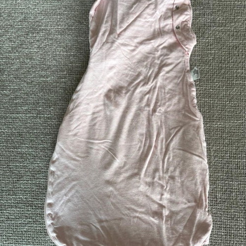 Tommee Tippee Baby Swaddle Bag 1.0 tog like new, pink