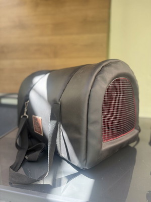 PQP Leather Dog and Cat Carrier like new, 47x30x27cm black