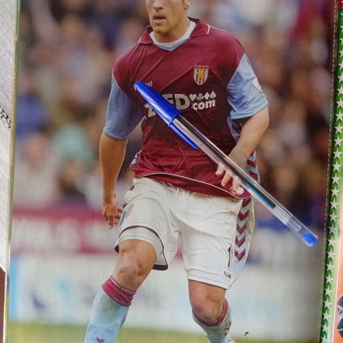 Match Football Magazine issue 12-18/6/2096 like new with West Ham posters