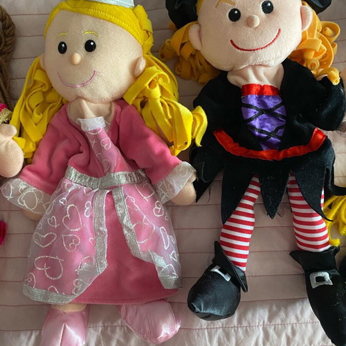 Giant puppets for puppet theater like new, set of 6