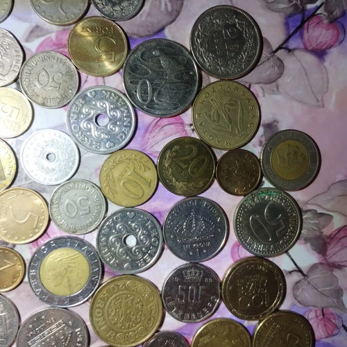 Foreign coins used collection