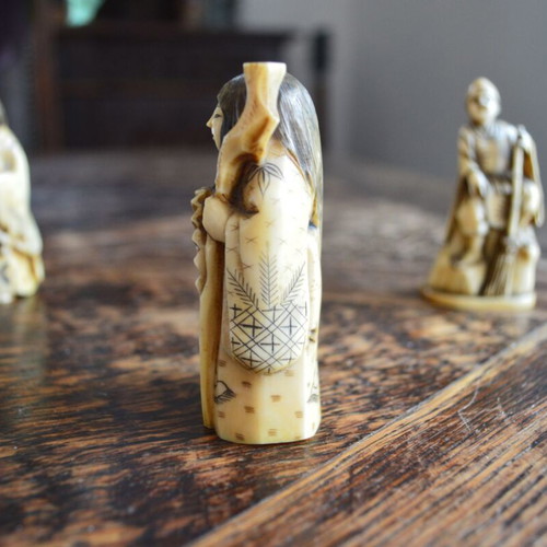 Okimono figurines Meiji period Japan, set of three, like new