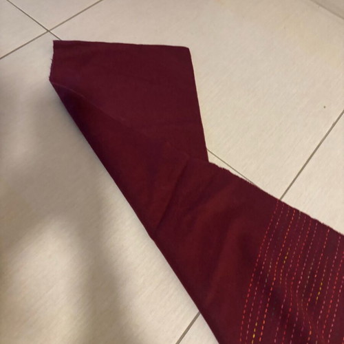 Scarf used like new, red