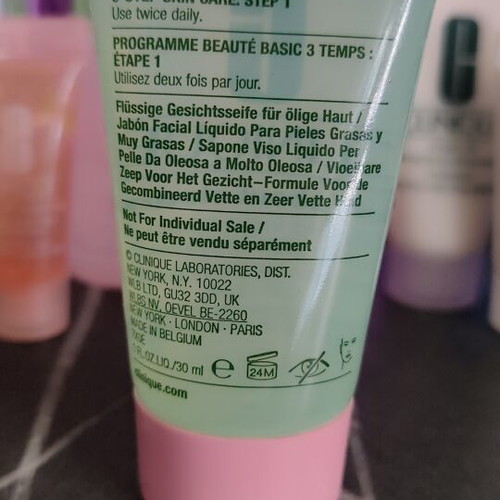 Clinique skincare set new with pouch