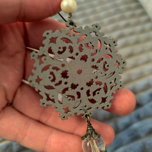 Gray long earrings like new