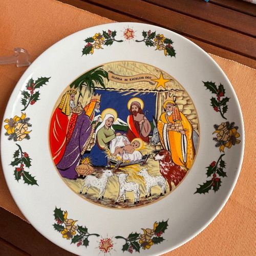 Decorative religious plate like new with stand, 32 cm diameter
