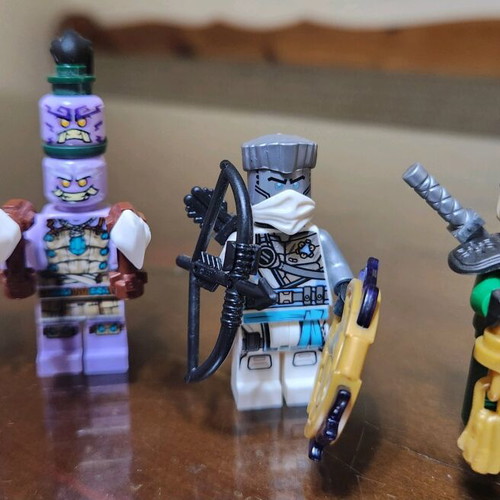 Lego Ninjago The Island figures like new from set 71746