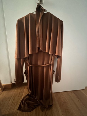 Nadia Rapti outerwear like new, brown, size S
