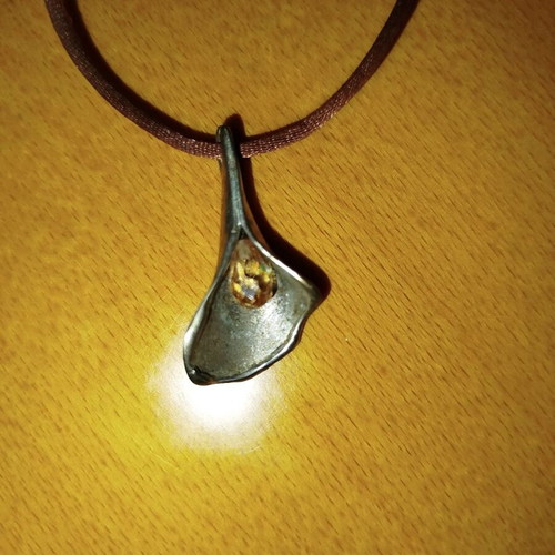 Pendant necklace abstract art like new