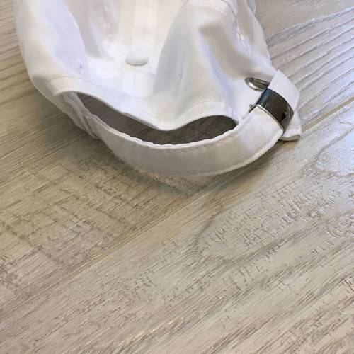 Nike unisex hat like new, white