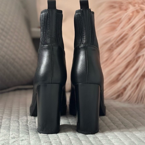 Migato ankle boots with 7 cm heel, like new, black, size 38