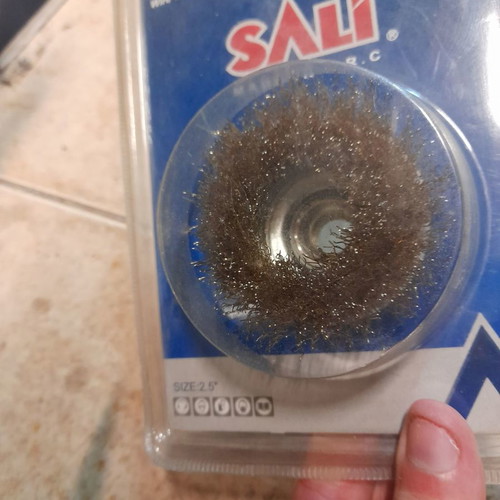 Sali Wire Cup Brush 2.5 inches new