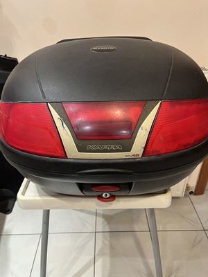 KAPPA 46L motorcycle top case used with base