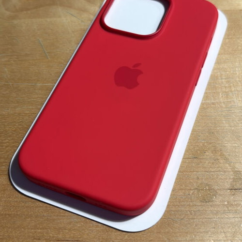 Apple Silicone Cases for iPhone 14 Pro like new