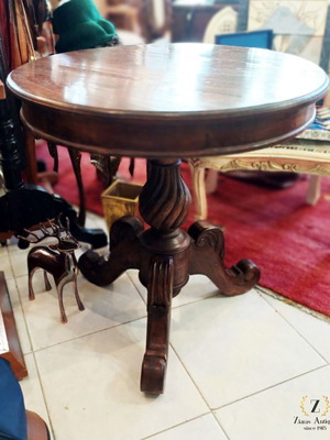 Wooden side table like new with carved tripod base