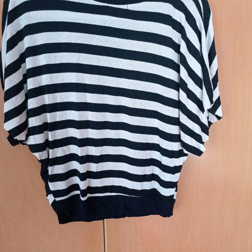 Women's blouses like new, size L, set of 2 pieces