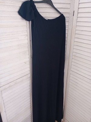 Beeme Couture maxi dress 100% viscose like new, black