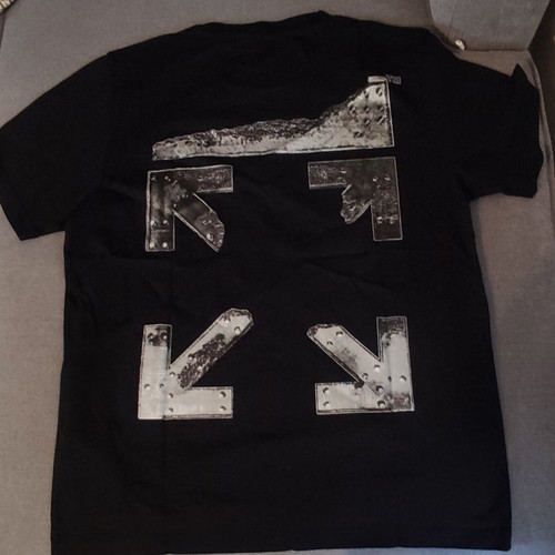 Off White black t-shirt size XL with logo and arrow design