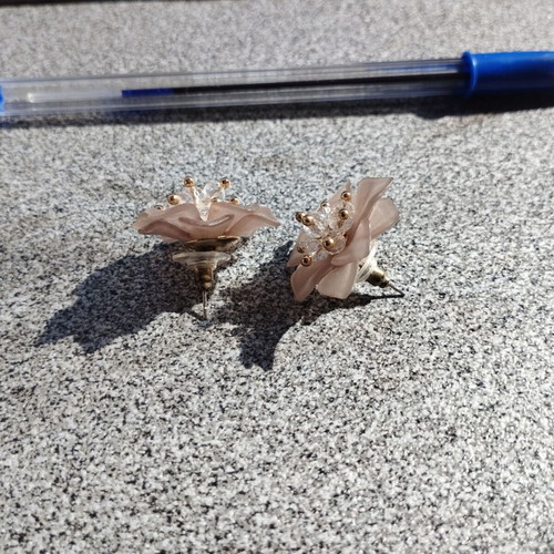 Earrings like new condition