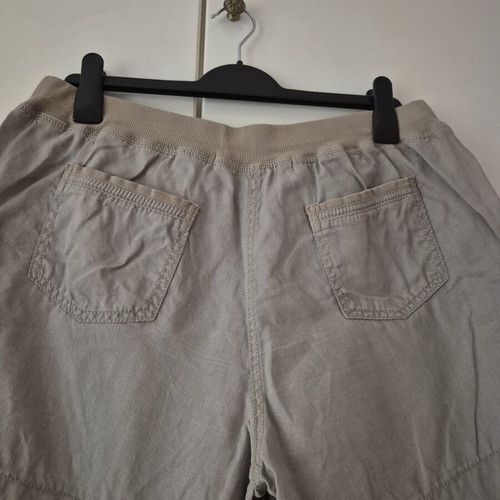 Linen shorts khaki size L like new