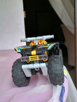 Lego Technic Quad Bike 42043 like new