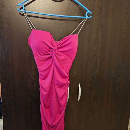 Fuchsia dress like new