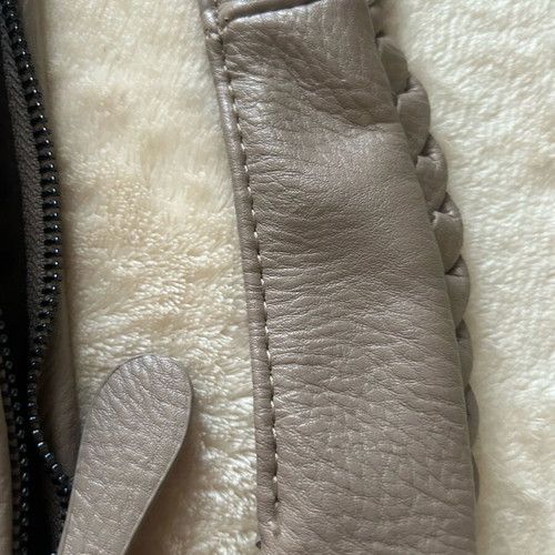 Shoulder bag made of eco leather new, beige