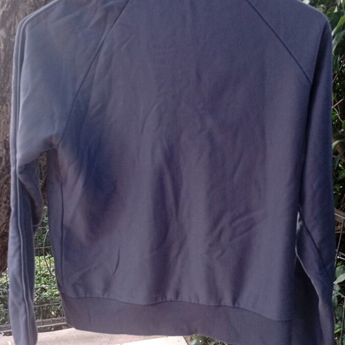 Spider sweatshirt like new, size medium, slim fit