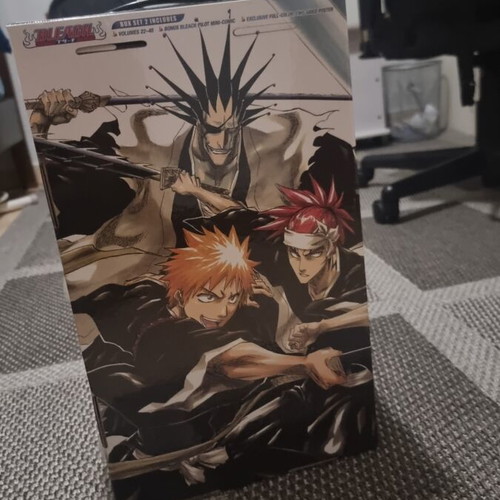 Bleach box set volumes 22-48 like new