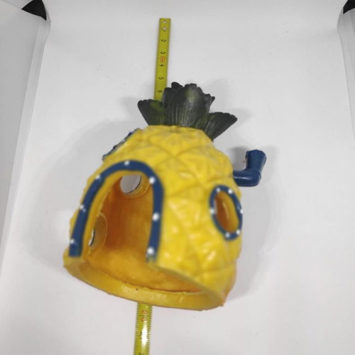 Aquarium decoration SpongeBob pineapple house like new