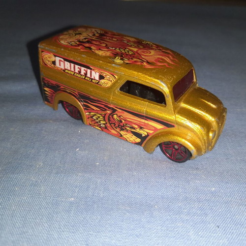 Hot Wheels Dairy Delivery μεταχειρισμένο, μοντέλο 1997 με γραφικά φλόγες