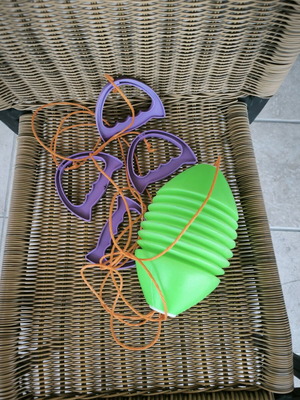 Swoosh ball yard game for two in excellent condition