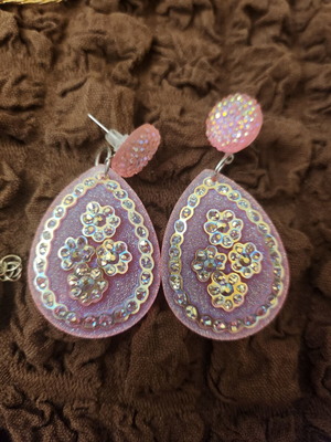 Pink earrings new, multicolor