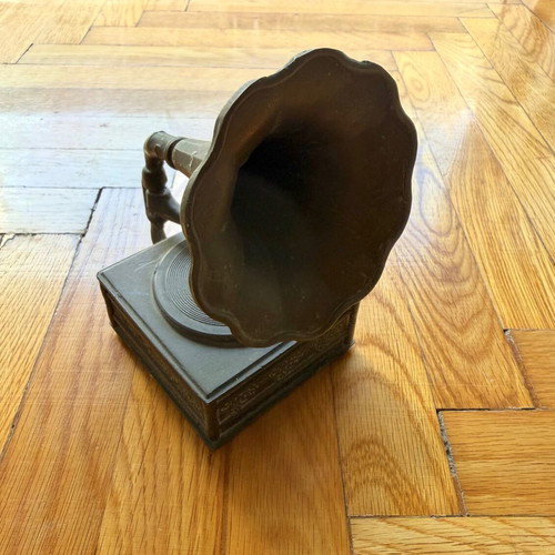 Vintage metal gramophone miniature used, bronze finish