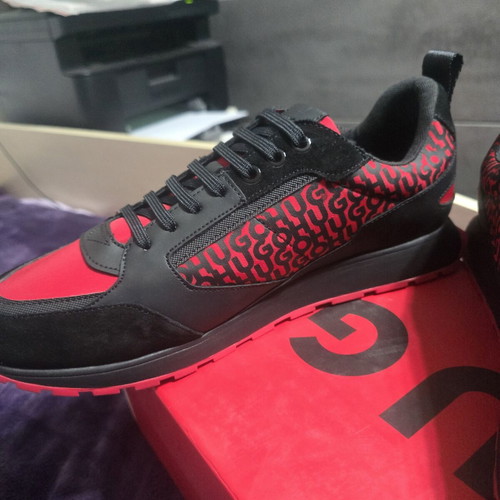 Hugo Boss sneakers size 43, red