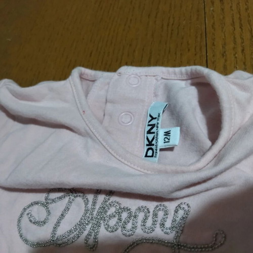 Set of branded baby girl tops 9-12 months like new, 2 pcs