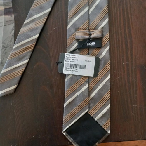 Hugo Boss tie new authentic