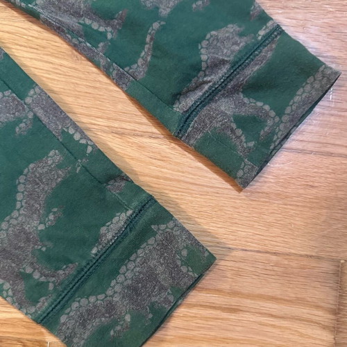 Gap tracksuit for 4-year-old boy like new, green with dinosaur print