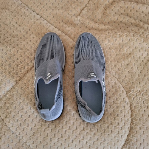 Men's summer shoes new, size 43, gray