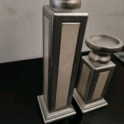 Wooden candlesticks like new, gray and beige color, set of 2
