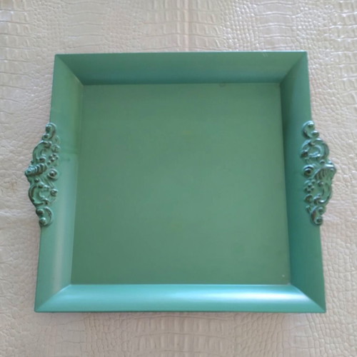 Serving tray like new from closed store
