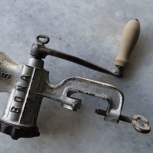 Kima cutting mill used, old, iron with wooden handle