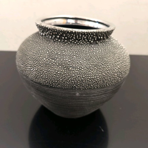 Ceramic vase low in gray shades like new