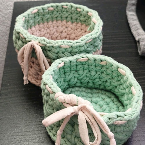 Handmade knitted baskets set of two like new, mint and ecru