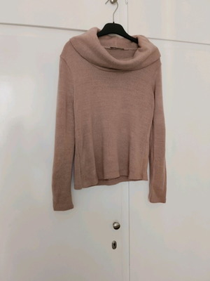 Women's sweater small brown like new