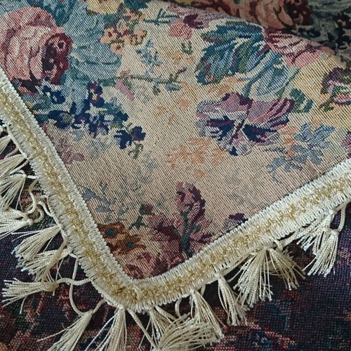 Tapestry tablecloth like new with fringes 140x180 cm