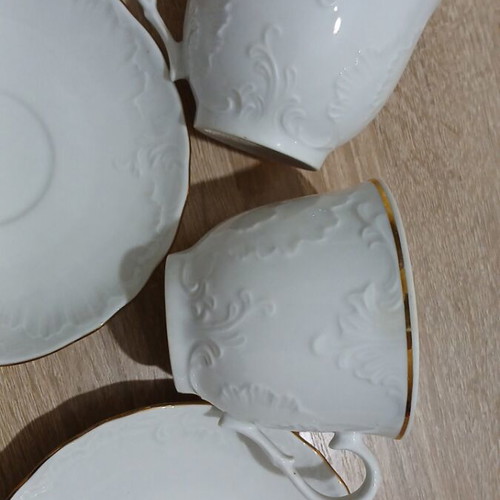 WM Wieder porcelain set of 2 cups and 2 saucers used