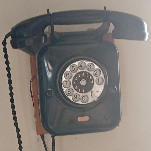 Siemens W28 Classic Rotary Wall Telephone new, bakelite