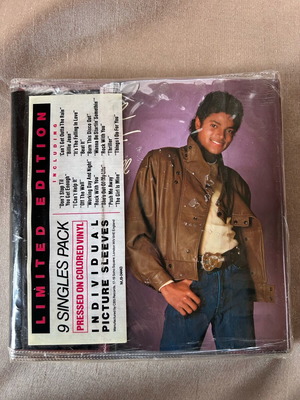 Michael Jackson 9 red 45rpm singles vinyl pack like new